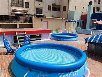 Malbec Hostel Central เมนโดซา ภายนอก รูปภาพ