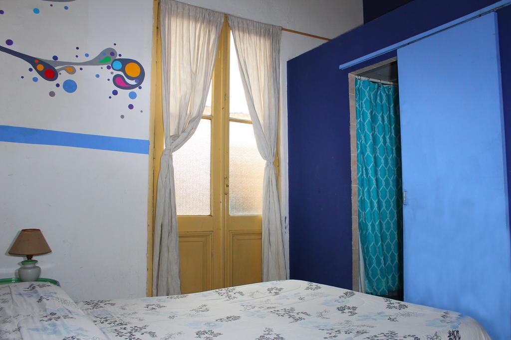 Malbec Hostel Central เมนโดซา ภายนอก รูปภาพ