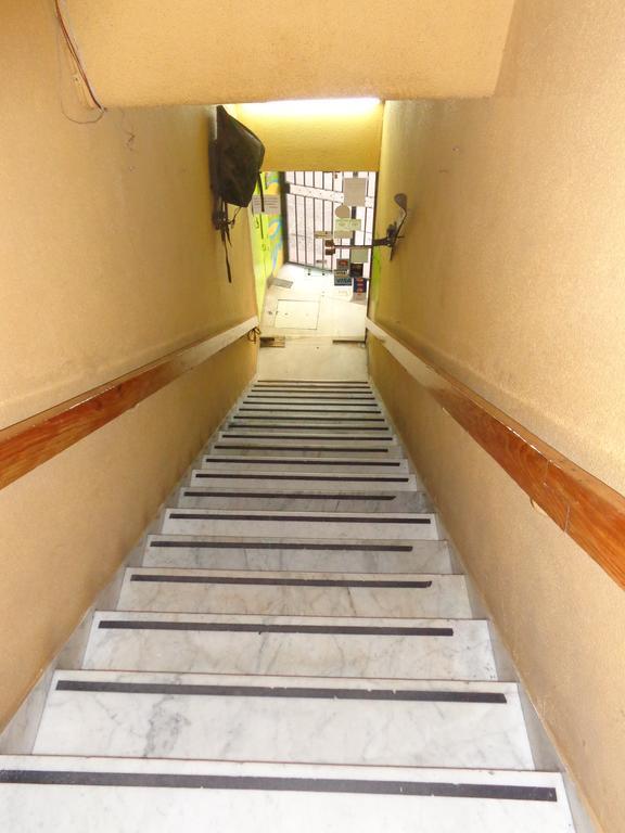 Malbec Hostel Central เมนโดซา ภายนอก รูปภาพ